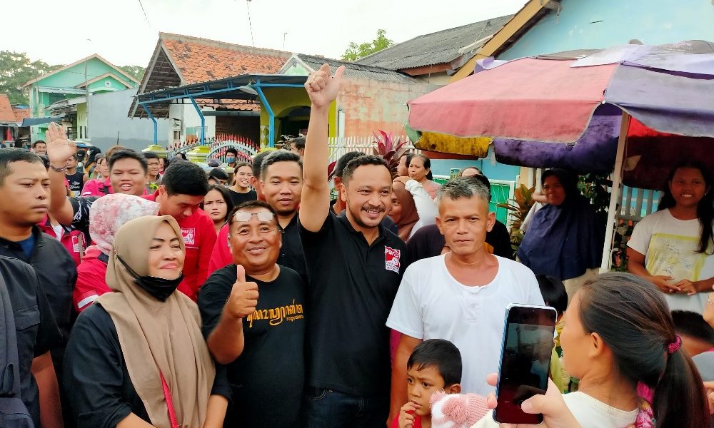 Ngamen Solidaritas, Giring Ganesha Bikin Heboh Masyarakat Cirebon