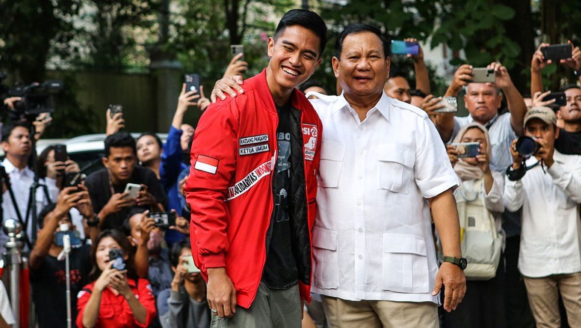 Prabowo Bikin Syarat Mesti Nyanyi Kalau Mau ke Hambalang, Kaesang Tunjuk Giring Ganesha