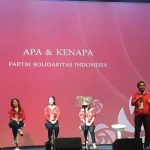 sembilan-pimpinan-dpp-psi-tampil-di-atas-panggung-_151116175757-162.jpg